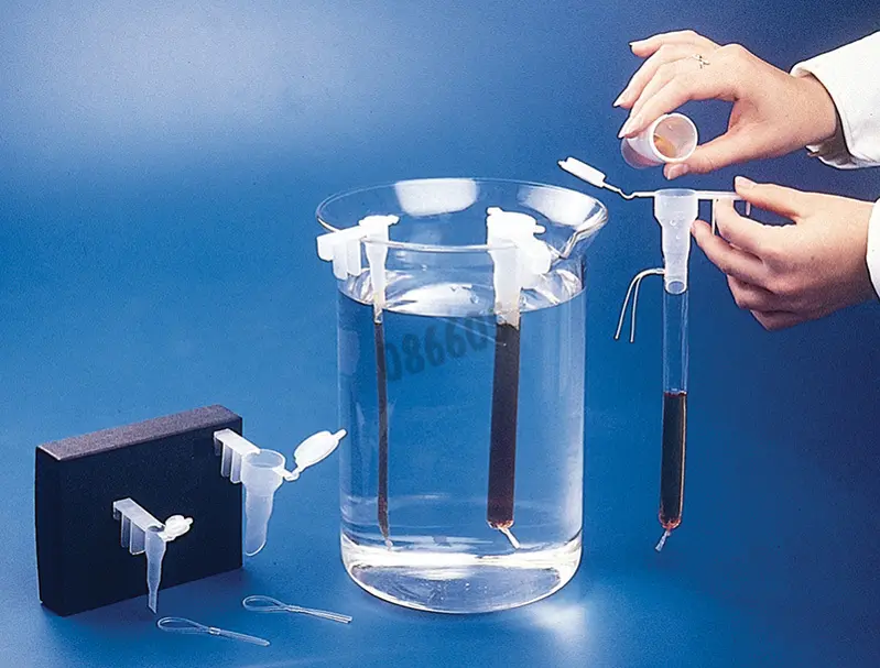 Entonnoir de remplissage de tube à dialyse de ø 13,5 - 19 et 28 mm -  Matériel de laboratoire