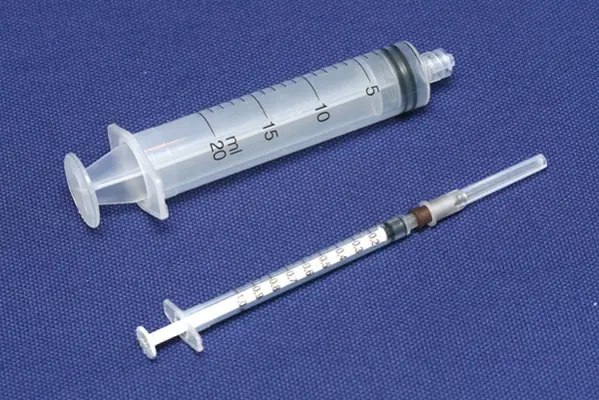 BD Plastipak Seringues 3 pièces Luer Lock - Prélèvements, injections