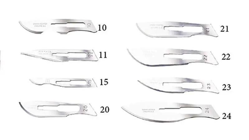 Surgical blade n° 11 for scalpel 